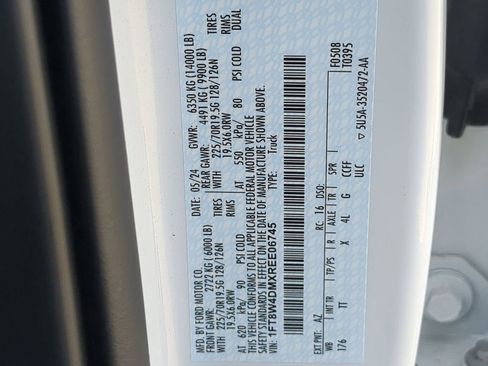 Used 2024 Ford F450 Limited w/ FX4 Off-Road Package image 23