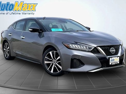 Used 2023 Nissan Maxima SL FWD image 3