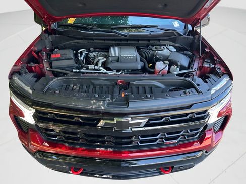 Used 2025 Chevrolet Silverado 1500 LT Trail Boss w/ Convenience Package II AWD/4WD image 29