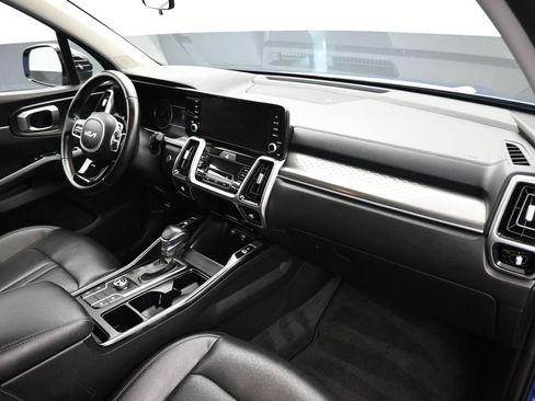 Used 2022 Kia Sorento S image 53