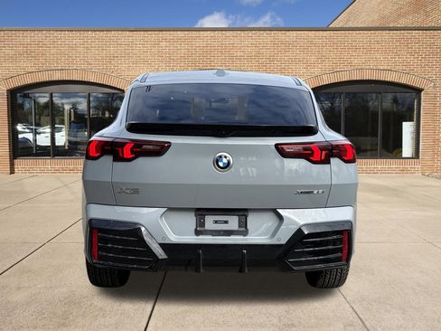 Used 2025 BMW X2 xDrive28i image 4