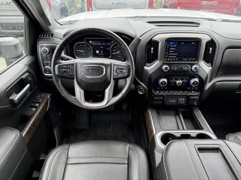 Used 2021 GMC Sierra 3500 Denali w/ Denali Ultimate Package AWD/4WD image 14