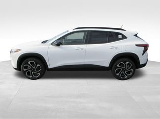 New 2026 Chevrolet Trax RS w/ Driver Confidence Package FWD video 2