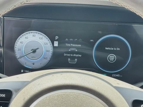 Used 2024 Hyundai Elantra SEL w/ Convenience Package FWD image 12