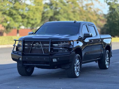 Used 2020 Chevrolet Silverado 1500 LT w/ All-Star Edition AWD/4WD image 2