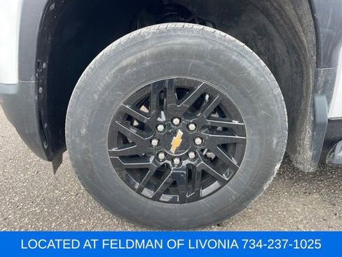 Used 2024 Chevrolet Silverado EV W/T image 5