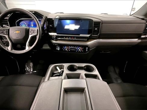 Used 2022 Chevrolet Silverado 1500 LT image 14