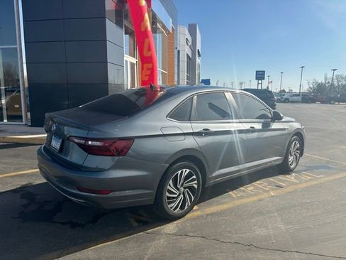 Used 2020 Volkswagen Jetta SEL image 5