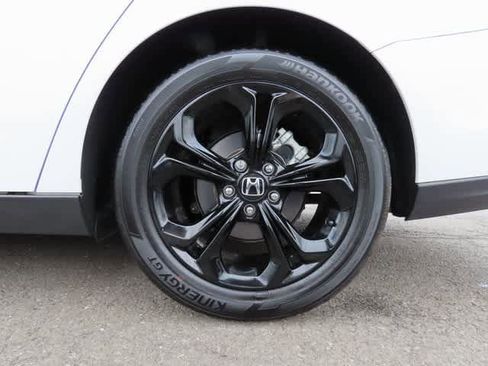 Certified 2025 Honda Accord SE image 8