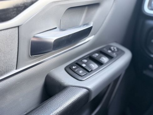 Used 2021 RAM 1500 Big Horn image 11