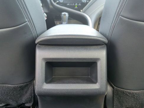 Used 2023 Toyota Camry SE FWD image 22