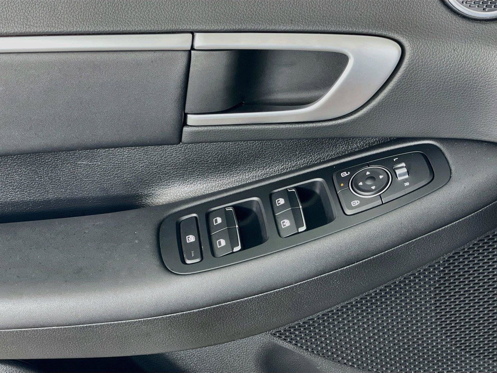 Certified 2026 Hyundai Sonata SEL FWD image 21