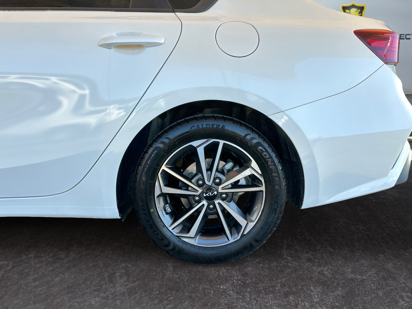 Used 2022 Kia Forte LXS FWD image 14
