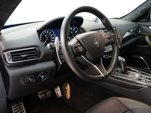 Used 2022 Maserati Levante F Tributo image 18