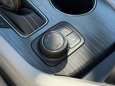 Used 2019 GMC Acadia SLT image 46