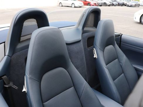 Used 2015 Porsche Boxster w/ Sport Chrono Package RWD image 17