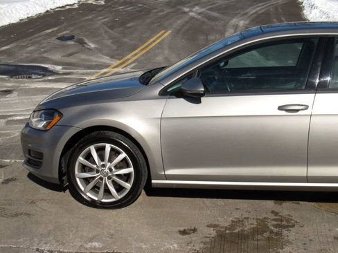 Used 2015 Volkswagen Golf SE image 10