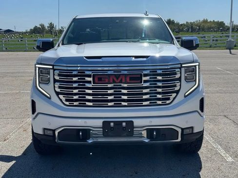 Used 2024 GMC Sierra 1500 Denali AWD/4WD image 2