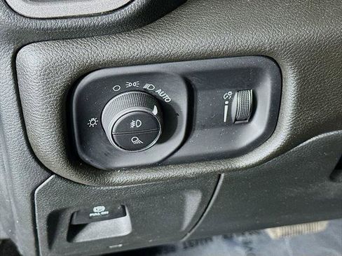 Certified 2024 RAM 1500 Tradesman w/ Night Edition image 18