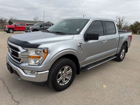 Used 2021 Ford F150 XLT w/ Equipment Group 301A Mid image 3