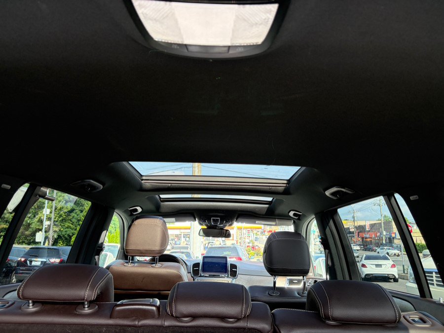 Used 2018 GMC Acadia SLE AWD/4WD image 20