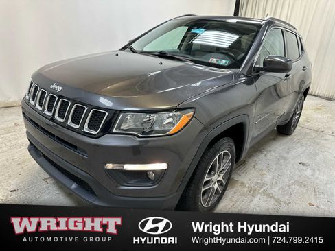 Used 2020 Jeep Compass Latitude image 3