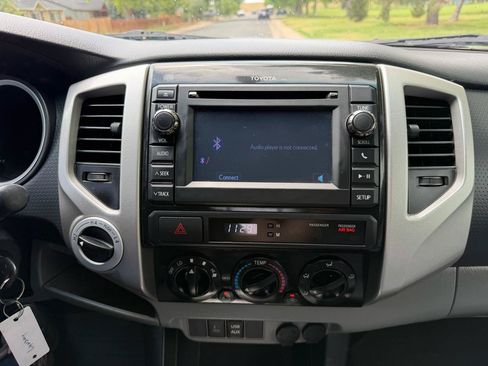 Used 2013 Toyota Tacoma 4x4 Double Cab w/ TRD Off-Road Pkg image 26