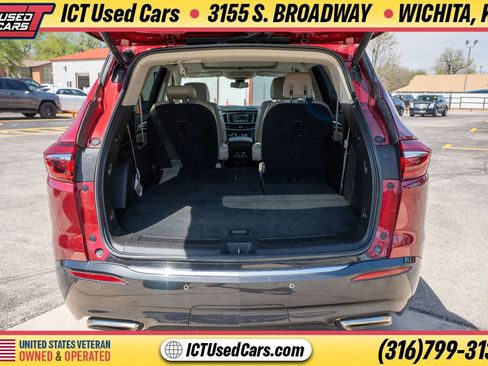 Used 2018 Buick Enclave Premium w/ Trailering Package AWD/4WD image 4
