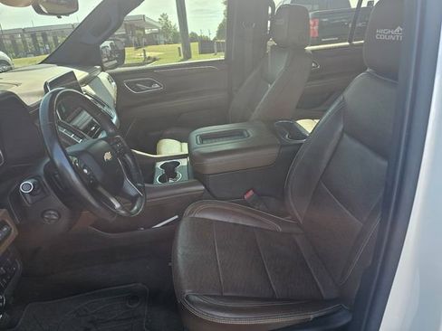Used 2021 Chevrolet Tahoe High Country RWD image 18