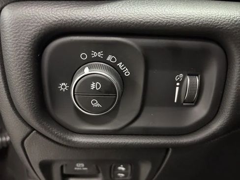 Used 2026 RAM 1500 Big Horn w/ Night Edition AWD/4WD image 15