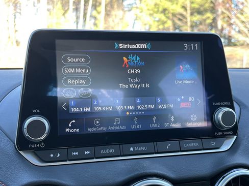 Certified 2025 Nissan Sentra SR image 4