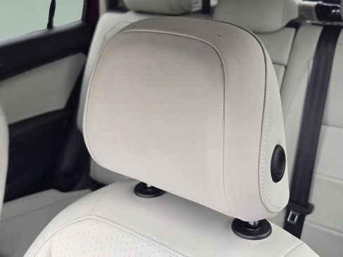 Used 2019 Volkswagen Tiguan SEL FWD image 25