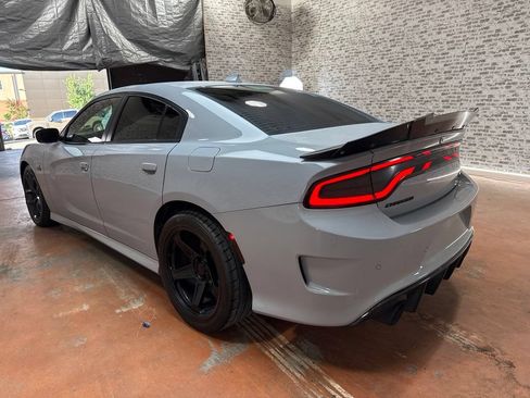 Used 2020 Dodge Charger R/T w/ Blacktop Package RWD image 5