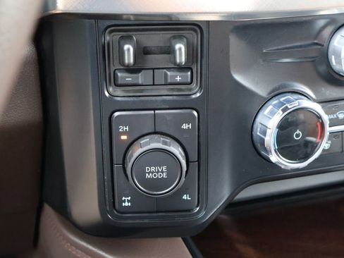 Used 2025 Ford F250 King Ranch w/ Chrome Package AWD/4WD image 9