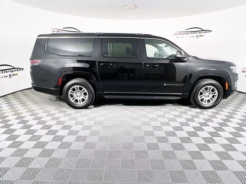 Used 2024 Jeep Wagoneer L 4WD w/ Convenience Group I image 9