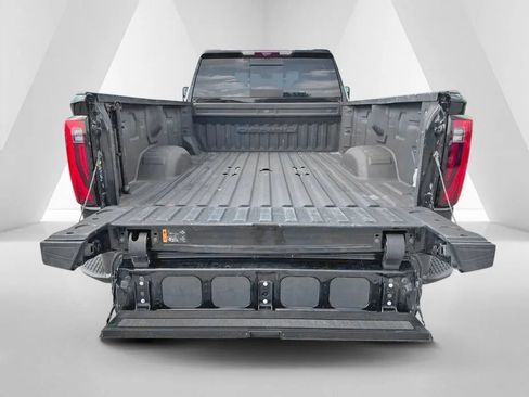 Used 2024 GMC Sierra 3500 Denali w/ Denali Reserve Package AWD/4WD image 34