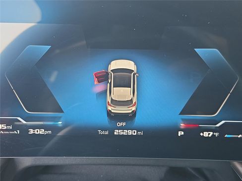 Used 2024 BMW X1 M35i w/ Premium Package image 22