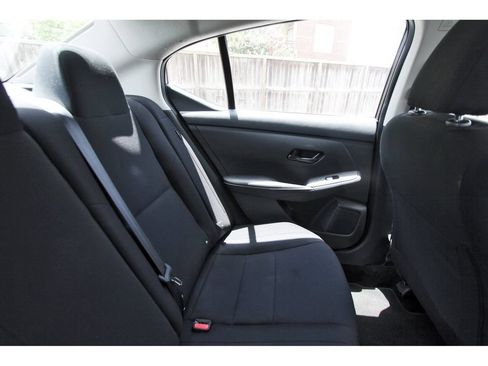 Used 2025 Nissan Sentra S FWD image 13