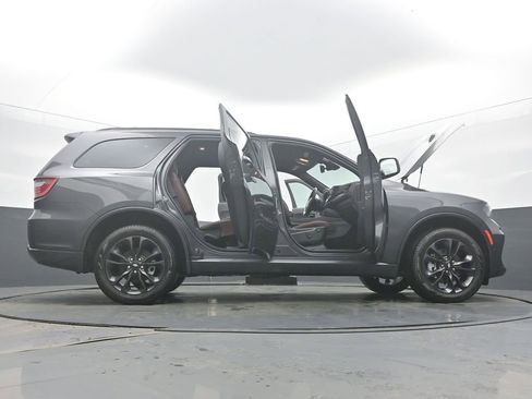 Used 2025 Dodge Durango GT image 63
