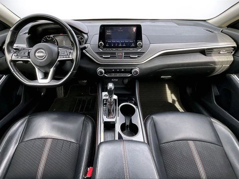 Used 2024 Nissan Altima 2.5 SR image 14