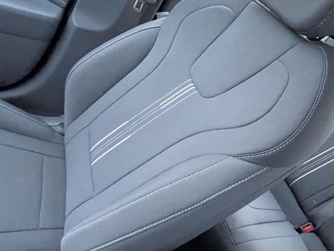 Used 2025 Hyundai Elantra SEL image 20