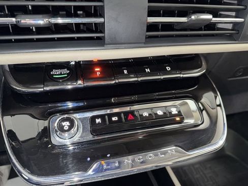 Used 2025 Lincoln Corsair Premiere w/ Equipment Group 101A image 24
