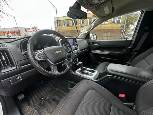 Used 2021 Chevrolet Colorado LT w/ Fleet Safety Package image 12