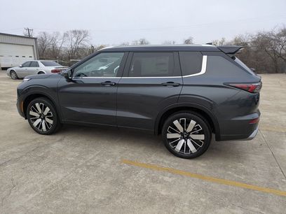 New 2026 Mitsubishi Outlander SEL