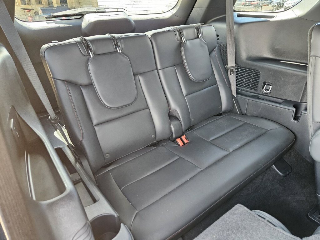 Certified 2026 Ford Explorer ST w/ Sun And Sound Package AWD/4WD image 18
