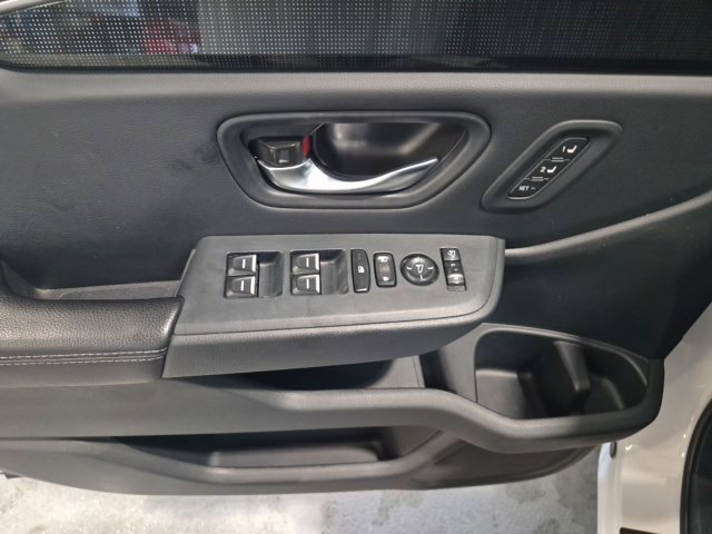Used 2023 Honda Pilot Elite image 11