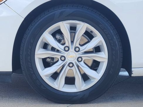 Used 2025 Chevrolet Malibu LT FWD image 10