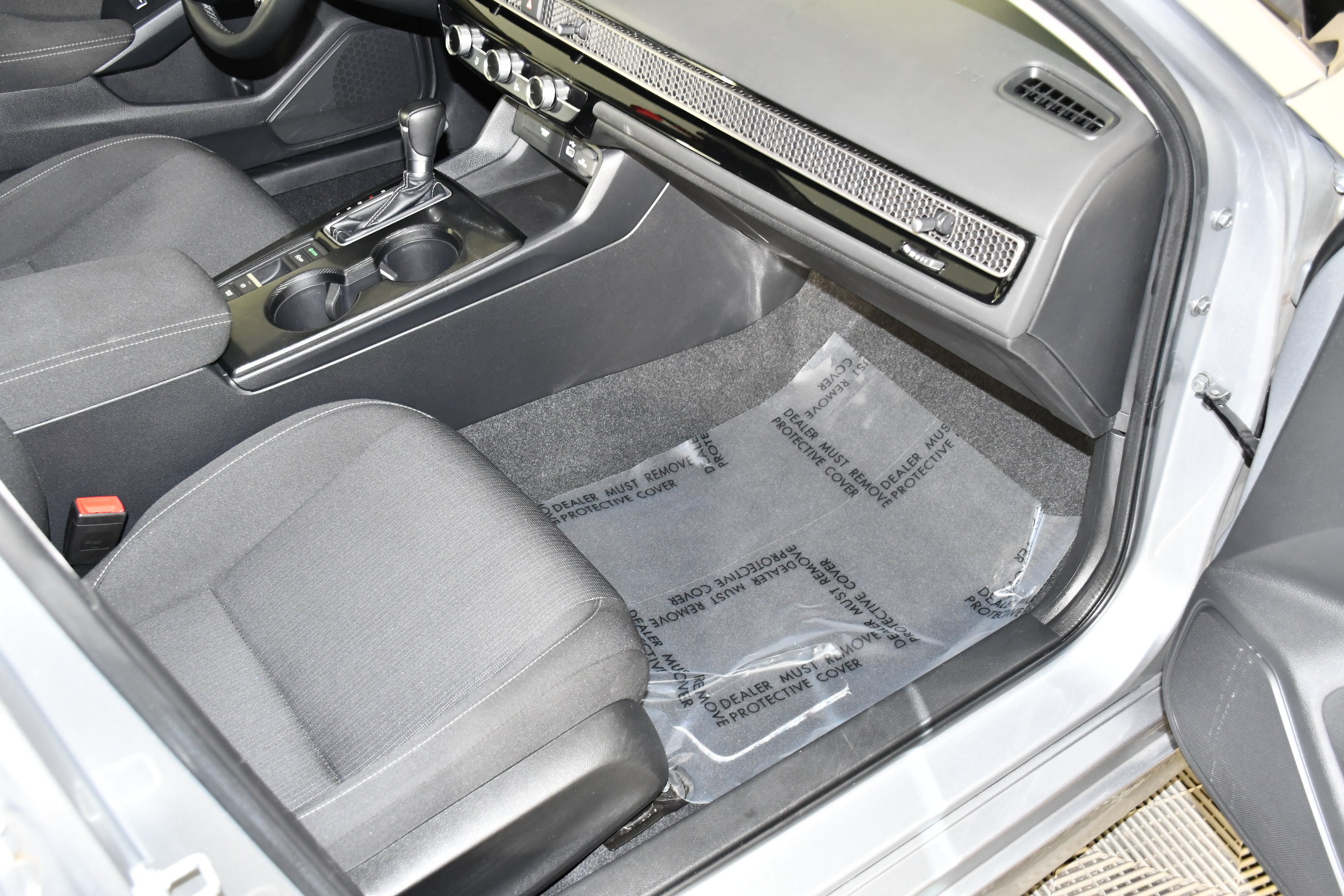 Certified 2023 Honda Civic EX image 32