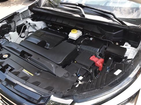 Used 2024 Nissan Pathfinder Platinum FWD image 43
