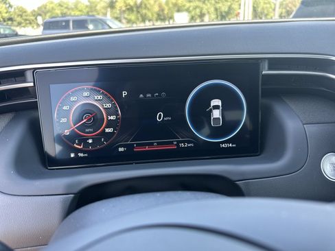 Used 2024 Hyundai Santa Cruz Limited AWD/4WD image 12